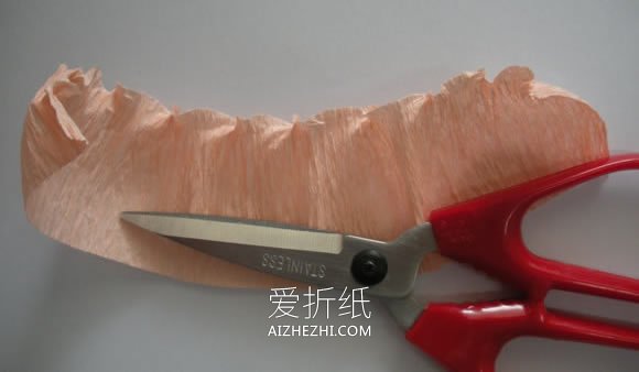 皱纸玫瑰花的制作步骤图解- www.aizhezhi.com