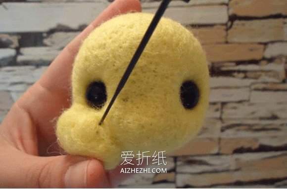 可爱羊毛毡小鸭子的制作教程- www.aizhezhi.com