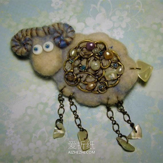 精美羊毛毡小羊胸针的制作方法- www.aizhezhi.com