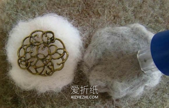 精美羊毛毡小羊胸针的制作方法- www.aizhezhi.com