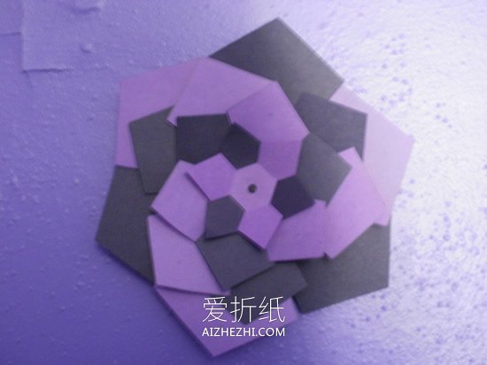 可以变化图案的纸花的制作方法- www.aizhezhi.com