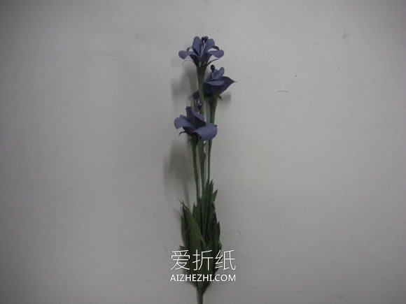 纸藤手工制作紫罗兰花的方法- www.aizhezhi.com