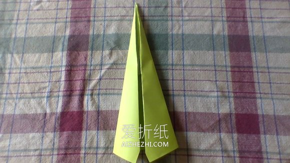 简单快速的纸飞机折法图解- www.aizhezhi.com