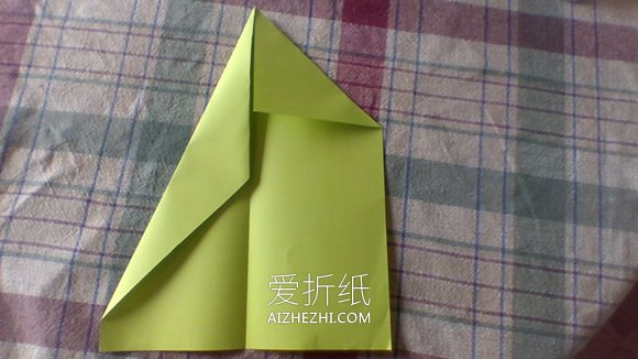 简单快速的纸飞机折法图解- www.aizhezhi.com