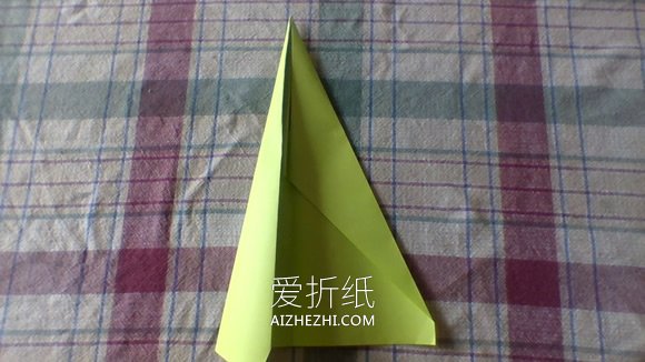 简单快速的纸飞机折法图解- www.aizhezhi.com