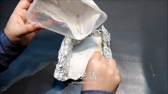 DIY玻璃景观装饰品的详细图解步骤- www.aizhezhi.com