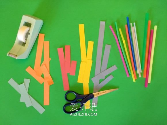 创意纸滑翔机的制作方法- www.aizhezhi.com
