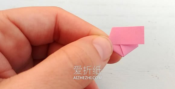 折纸幸运星的详细步骤图解- www.aizhezhi.com