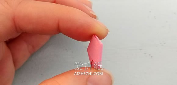 折纸幸运星的详细步骤图解- www.aizhezhi.com