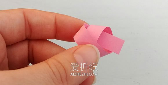 折纸幸运星的详细步骤图解- www.aizhezhi.com