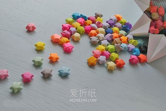 折纸幸运星的详细步骤图解- www.aizhezhi.com