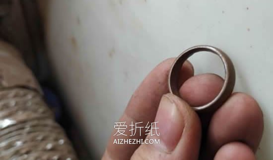 夏威夷果果壳制作戒指的方法- www.aizhezhi.com