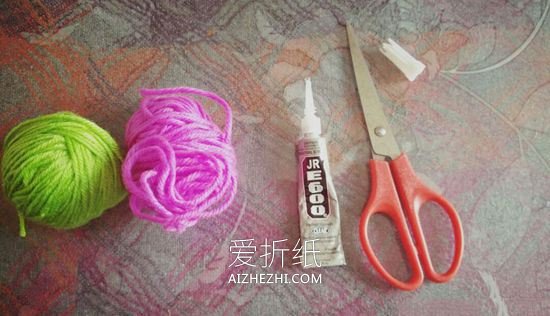 用毛线做假花的方法- www.aizhezhi.com