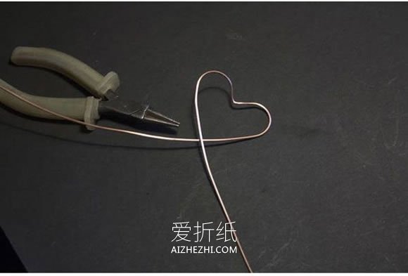金属丝制作钥匙吊坠的方法- www.aizhezhi.com