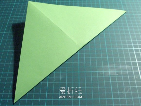 简单折纸青蛙的方法- www.aizhezhi.com