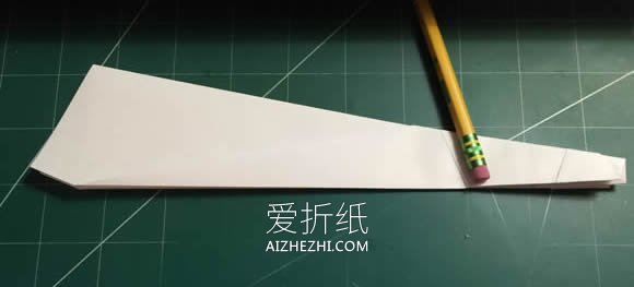 强击机的折法图解- www.aizhezhi.com