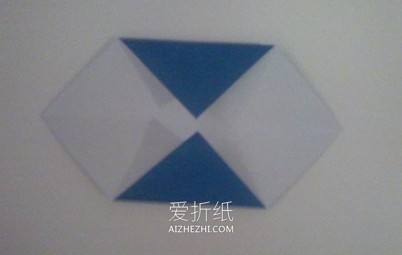 简单折纸立方体的方法图解- www.aizhezhi.com