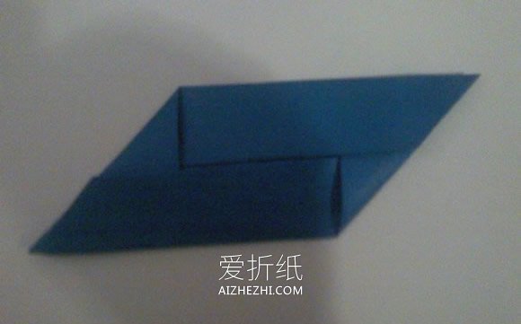 简单折纸立方体的方法图解- www.aizhezhi.com