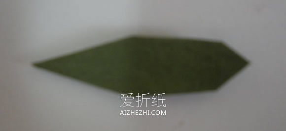 折纸康乃馨制作母亲节贴画的方法- www.aizhezhi.com