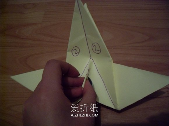 简单折纸鸟的方法图解- www.aizhezhi.com