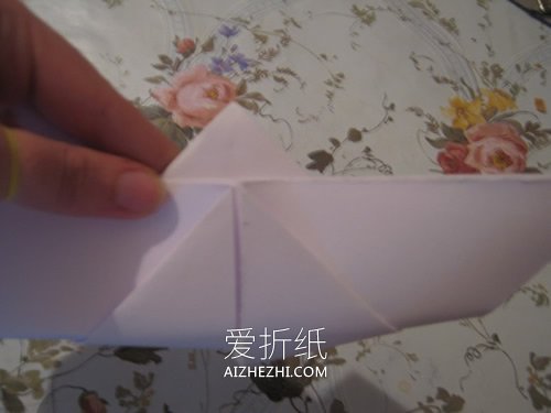 简单蝴蝶折纸教程- www.aizhezhi.com