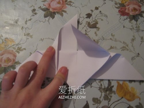 简单蝴蝶折纸教程- www.aizhezhi.com