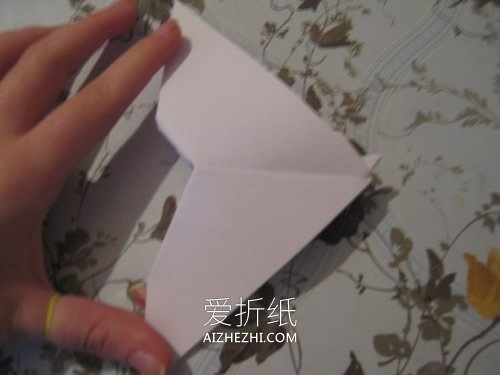 简单蝴蝶折纸教程- www.aizhezhi.com