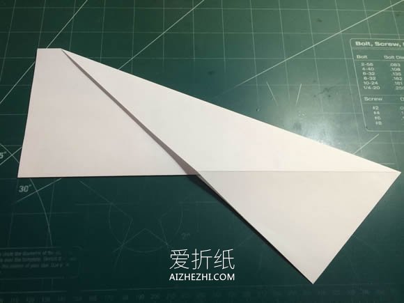 又快又远的飞机折纸图解- www.aizhezhi.com