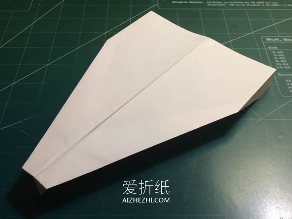 又快又远的飞机折纸图解- www.aizhezhi.com