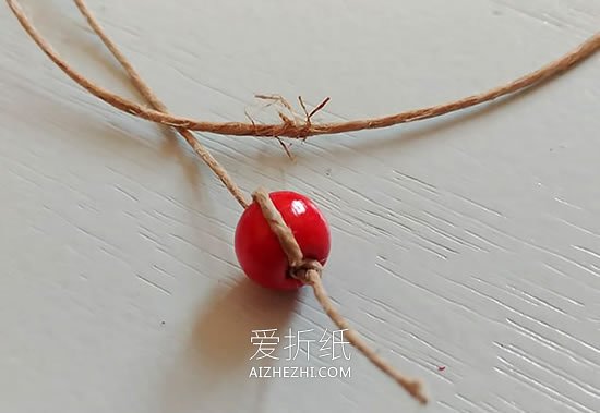 不织布手工制作圣诞节糖果装饰的教程- www.aizhezhi.com