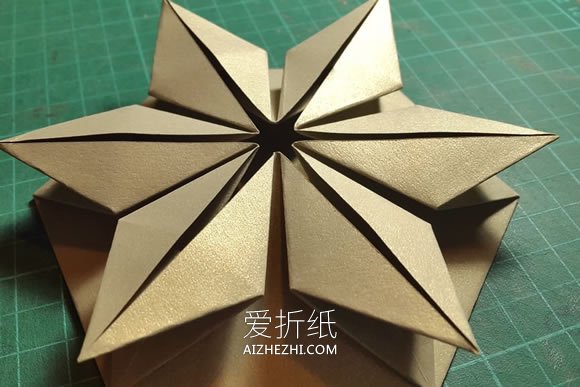 六角星圣诞贺卡的折法图解- www.aizhezhi.com