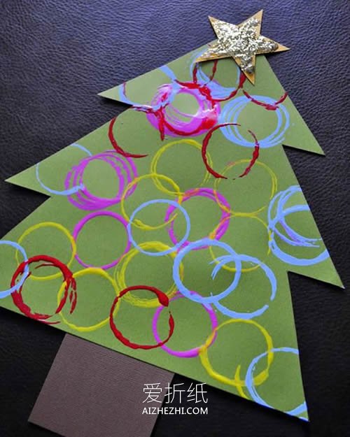 简单用卡纸做圣诞树的方法- www.aizhezhi.com