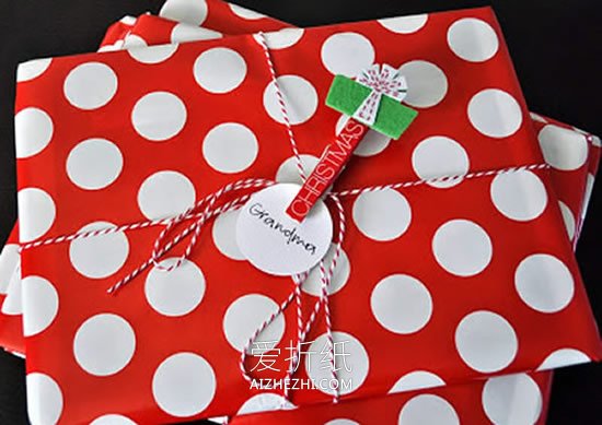 用衣夹制作圣诞礼物包装装饰的方法- www.aizhezhi.com