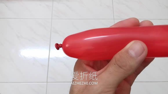 气球造型狗的教程图解- www.aizhezhi.com