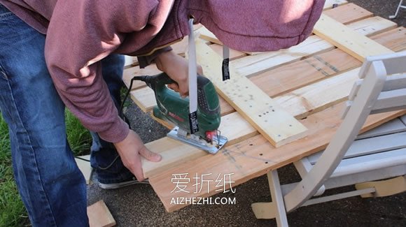 用木板制作花园门的方法- www.aizhezhi.com