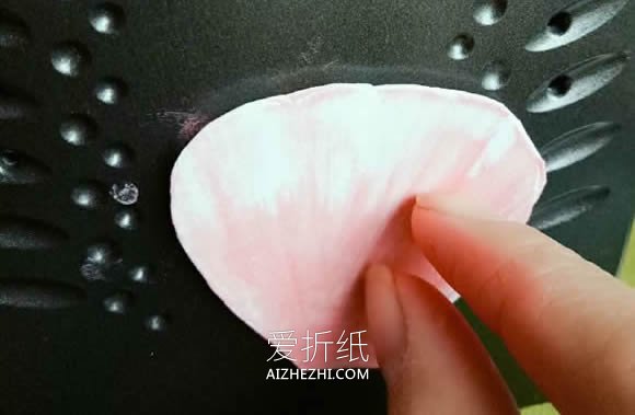 用EVA板材制作仿真牡丹花的方法- www.aizhezhi.com