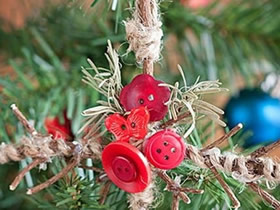 树枝制作圣诞树雪花挂饰的方法