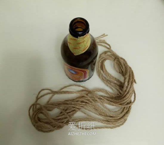 用啤酒瓶做花瓶的方法- www.aizhezhi.com
