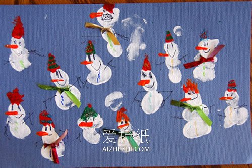 指纹画雪人制作圣诞贺卡的方法- www.aizhezhi.com