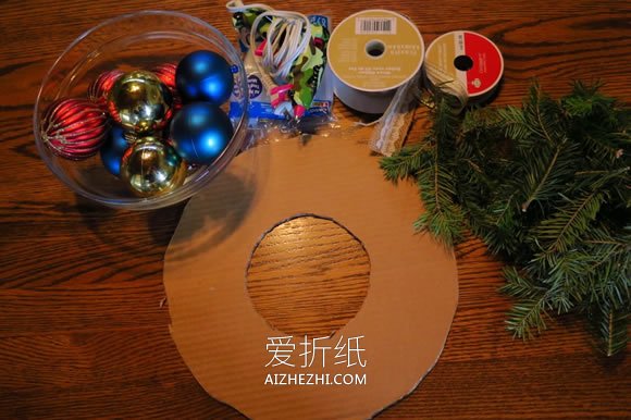 精美圣诞花环手工制作教程- www.aizhezhi.com