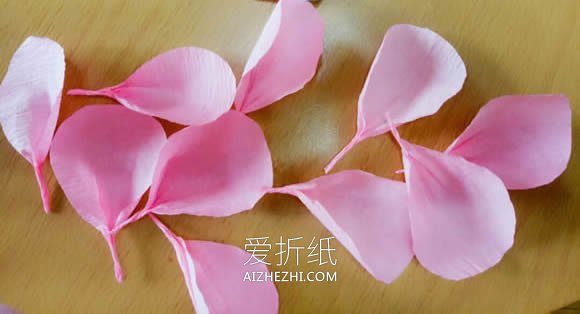 用皱纹纸做奥斯汀玫瑰的方法图解- www.aizhezhi.com