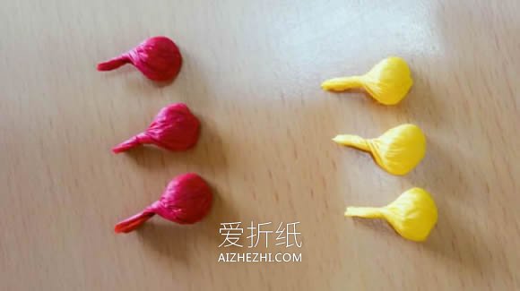 用皱纹纸做含笑花的方法- www.aizhezhi.com