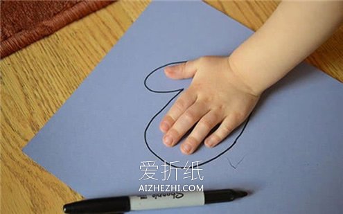 简单保暖手套贴画手工制作- www.aizhezhi.com