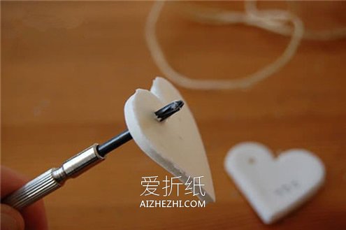 简单自制感恩卡片的方法- www.aizhezhi.com