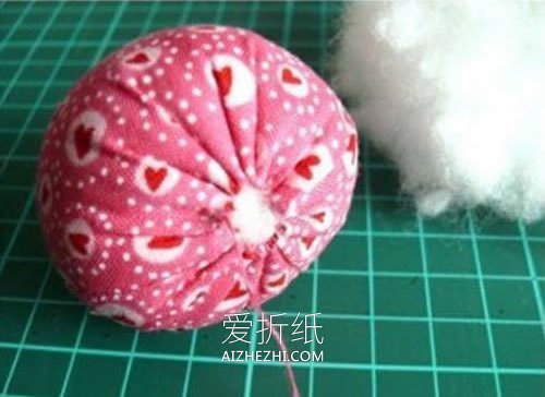 不织布草莓的制作方法- www.aizhezhi.com