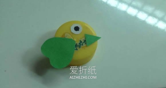 饮料瓶瓶盖的简单废物利用DIY- www.aizhezhi.com