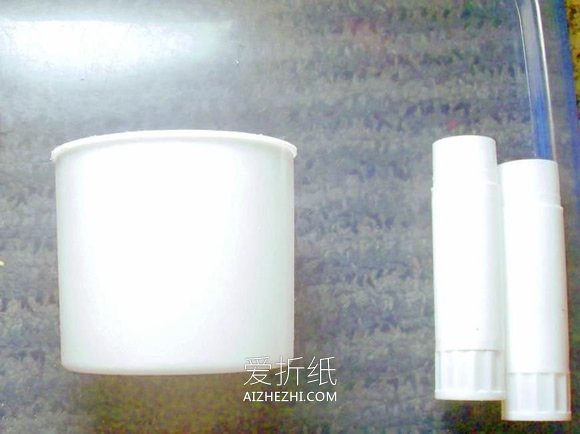 用废弃塑料容器DIY冰封城堡的方法- www.aizhezhi.com