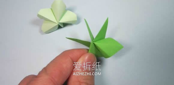 简单四叶草折纸教程- www.aizhezhi.com