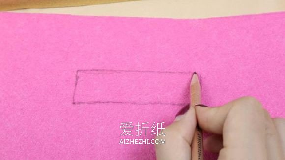 用快递盒做纸巾盒的方法教程- www.aizhezhi.com
