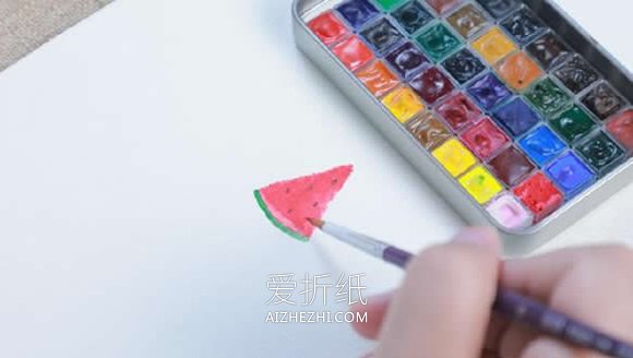 简单用海绵画西瓜的方法- www.aizhezhi.com